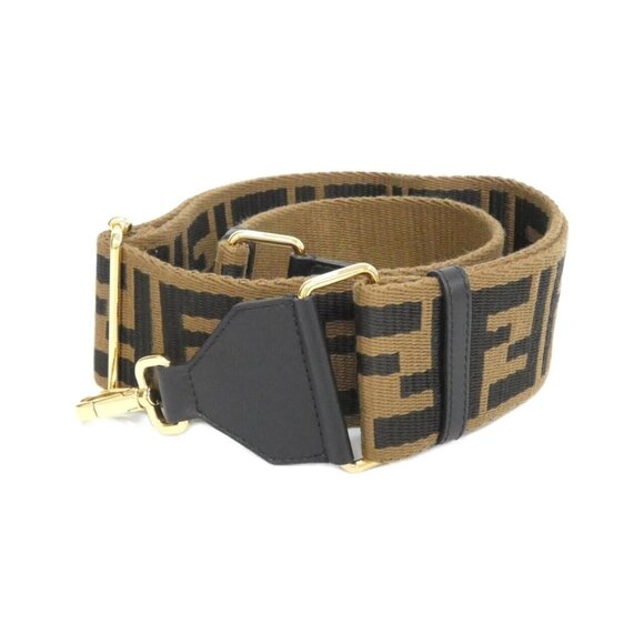 Fendi Strap You 8 Av134 Adkg